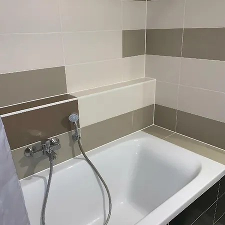 Apartament Arboria Nagyszombat